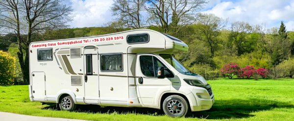 Urlaub in Ungarn mit dem Wohnmobil am Plattensee, sybolisiert die Freiheit von Camping in Ungarn