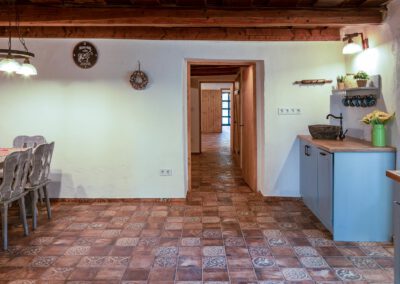 Haus kaufen in Bükfürdő bei Bük im Komitat Vas! Entdecken Sie dieses luxuriöse, rustikale Bauernhaus, das authentischen Charme mit modernem Komfort verbindet. Finden Sie Ihre perfekte Zuflucht inmitten der Natur. Ihr Traumhaus wartet auf Sie!