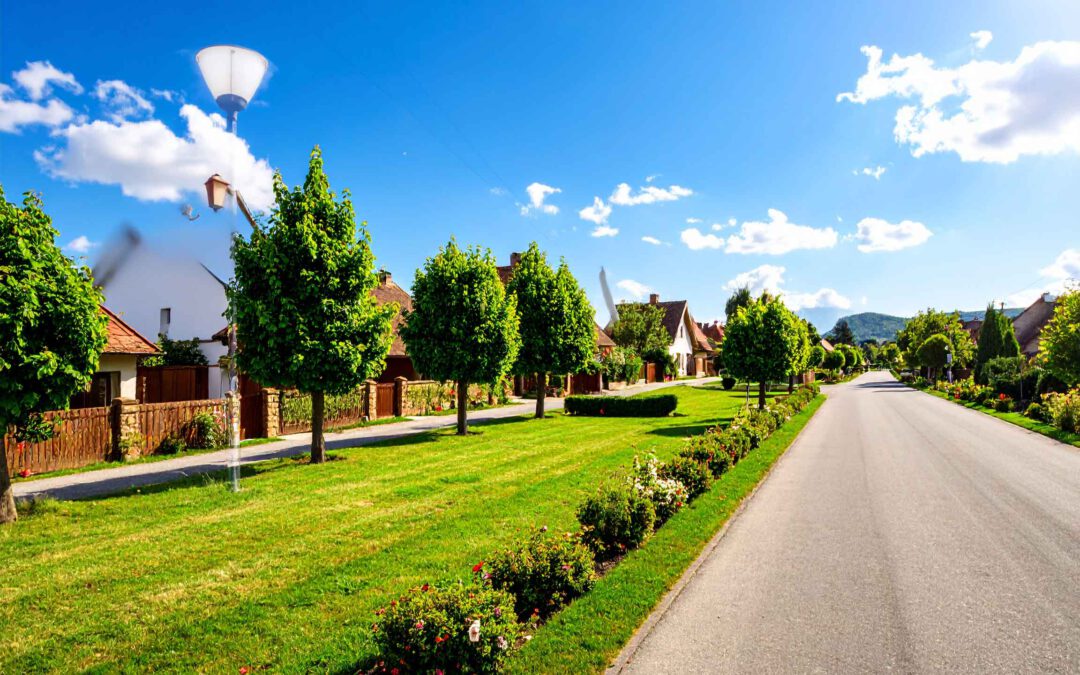 Cserszegtomaj bei Keszthely: Künstlerdorf, Weinberge, Natur & perfekte Lage für alle, die in Ungarn neu durchstarten wollen.