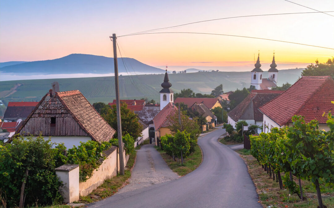 Taliándörögd ist ein guter Ort für Rentner die auswandern Haus kaufen Wohnkarte beantragen und ihren Lebensabend ruhig verbringen wollen